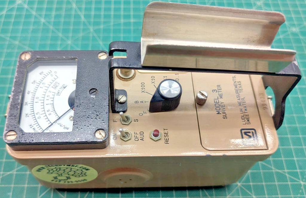 1x CLEAN BNC Ludlum Model 3 Survey Meter  44-9 2026 Calibrated, and GUARANTEED