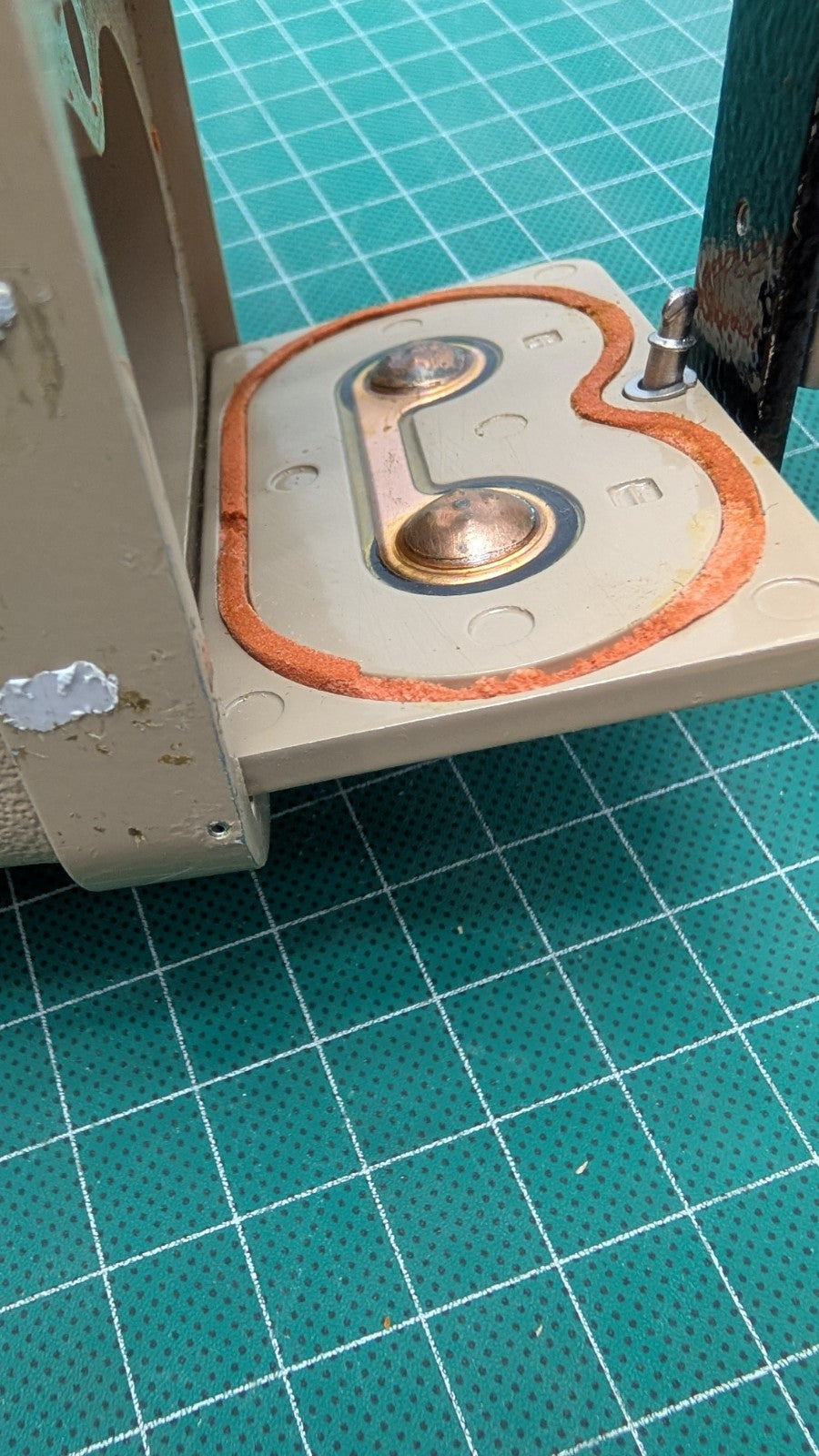 1x NEW Battery Compartment Lid Seal for LUDLUM Mdl: 3, 12, 14C, 2241 and Similar