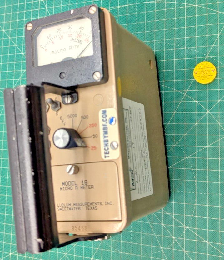 1x Guaranteed & 2026 Calibrated Ludlum Model 19 NaI Micro R Meter With Hard Case