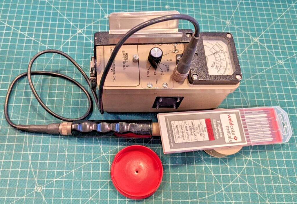 1x CLEAN Ludlum Model 3 Survey Meter  44-9 Tested, Calibrated, and GUARANTEED