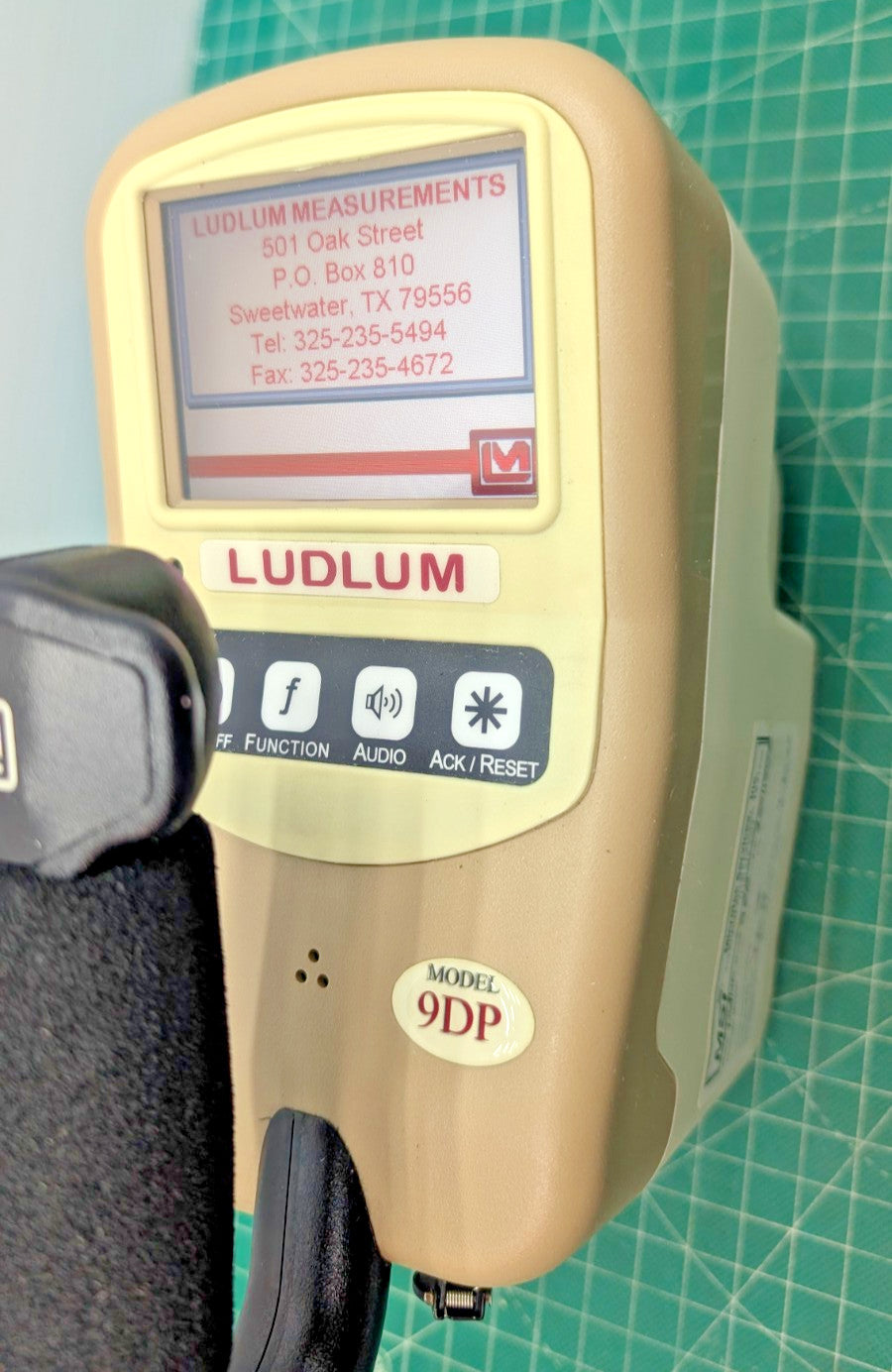 Ludlum 9DP Ion Chamber 2026 Calibrated Rechargeable Batt Hard case 1yr Warr!