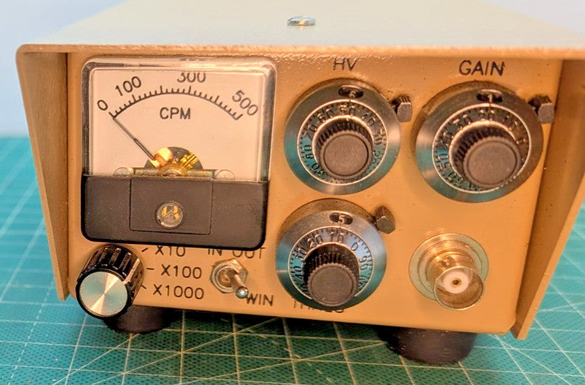 Ludlum Benchtop Rate Meter 440-8 BNC + Data Out + Manuals! Tested + Guarante