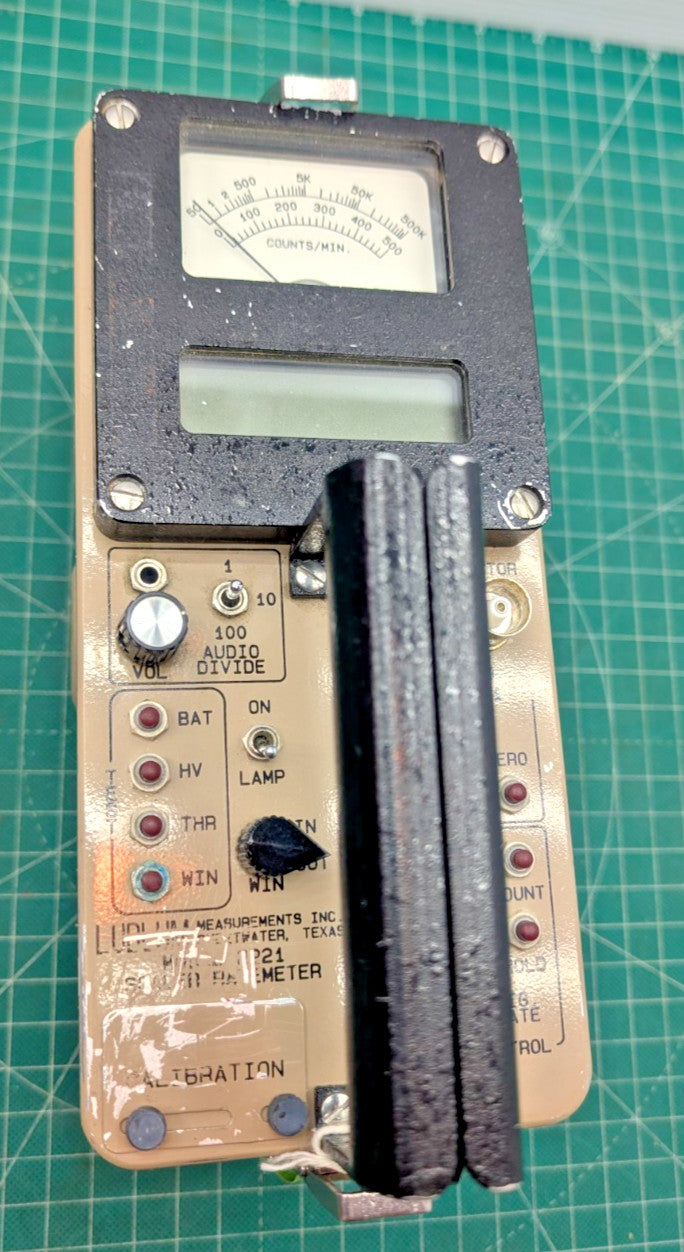 Ludlum FACTORY Calibrated Model 2221 Scaler Ratemeter!