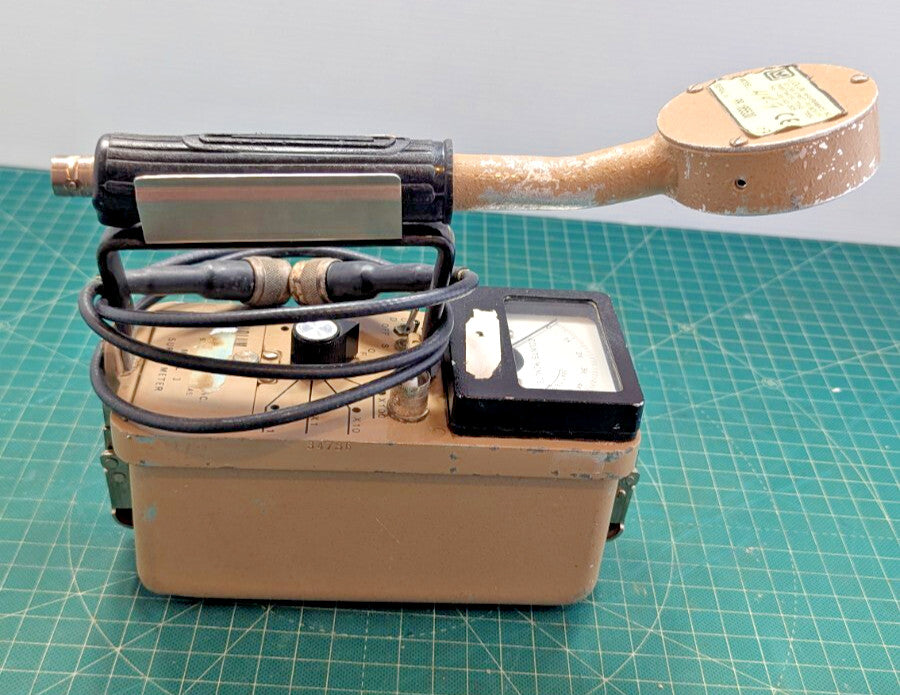 1x CLEAN Ludlum Model 3 Survey Meter  44-9 Tested, Verified, and GUARANTEED