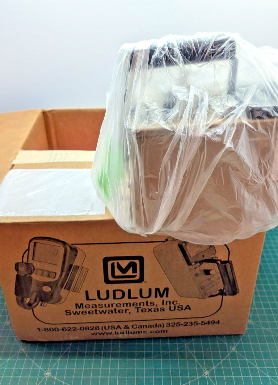 Ludlum FACTORY Calibrated Model 2221 Scaler Ratemeter!