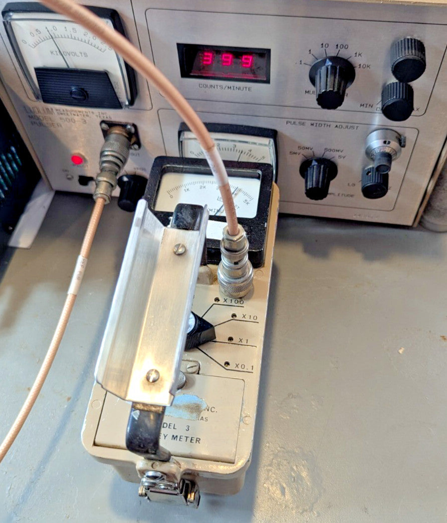 1x CLEAN Ludlum Model 3 Survey Meter  44-9 Tested, Verified, and GUARANTEED