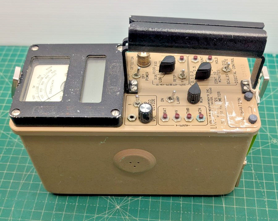 Ludlum FACTORY Calibrated Model 2221 Scaler Ratemeter!